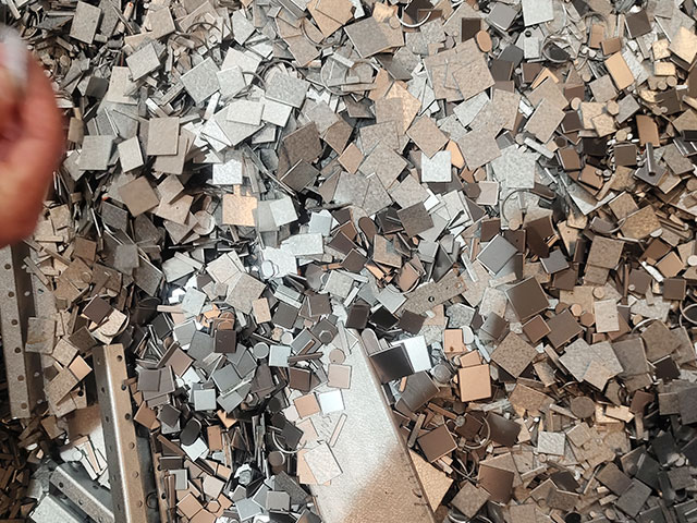 �U�f���ٻ��յĂ}(c��ng)��(ch��)�c��������